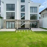 Biệt thự Nguyễn Văn Hưởng, Thảo Điền, 400m2, 5PN, sân vườn, cho thuê