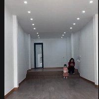 Bán nhà 2 tầng phố Mê Linh, Liên Bảo, Vĩnh Yên.  Diện tích 85m2 , giá: 8,2 tỷ