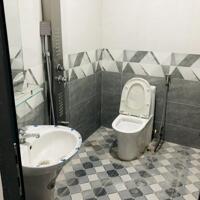 bán nhà sổ riêng thổ cư phường hóa an 2lầu 1trệt cự rẻ