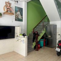 Nhà 1 trệt 2 lầu ngang 5m cực đẹp hiệp thành 31 ngay nhà máy bia tiger metro q12