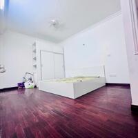 Bán nhà số 44 ngõ 89 Tứ Liên 70m2 5 tầng 5.5x13m đường rộng 5m thông phân lô bàn cờ gara ô tô 0983458219
