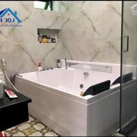 Bán nhà 3 lầu mái năng lượng mặt trời 172m2 giá 7,6 tỷ