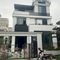 Nhà em cần  thanh khoản gấp LK 29 Vân Canh 110m2x4t mặt tiền 5m giá 139tr/m2.LH 0888486262