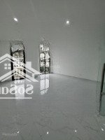 23 Tỷ! Shophouse Ngọc Trai Đường 52M Hoàn Thiện Có Thang Máy, Dòng Tiền 35 Triệu/Tháng Vinhomes Gia Lâm