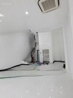 23 Tỷ! Shophouse Ngọc Trai Đường 52M Hoàn Thiện Có Thang Máy, Dòng Tiền 35 Triệu/Tháng Vinhomes Gia Lâm
