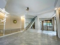 Villas 2 Mặt Tiền View Hồ! Dự Án Lakeview City Cho Thuê Full Nội Thất Cao Cấp Giá 45 Triệu/Tháng.