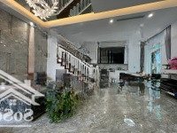Cho Thuê Biệt Thự San Hô, 150 M2, Mặt Tiền 9M, Hoàn Thiện Đẹp, Vị Trí Gần Hồ, Gần Khu Chung Cư !!