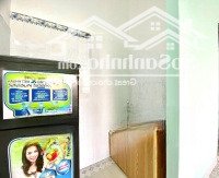Phòng Cửa Sổ - View Công Viên Hoàng Văn Thụ - Tân Bình Full Tiện Ích Ngay Sân Bay. Phòng Ở Liền
