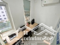 Miễn Phí Đặt Cọc Văn Phòng Sát Ban Công Phù Hợp 3 Người Thuê Linh Hoạt