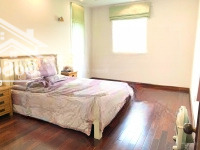 Cho Thuê Biệt Thự 1 Trệt 2 Lầu Hơn 200M2 Kdc Liên Phường Thông Võ Chí Công Giá 20 Triệu/Tháng