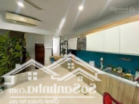 Cho Thuê Nhà 8 Tầng- Thang Máy - Gồm 15 Phòng- Phố Đội Cấn - Ba Đình ( Cho Làm Homsstay, Chdv)