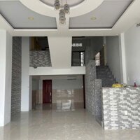 Nhà 3 lầu mặt tiền kdc Hưng Phú