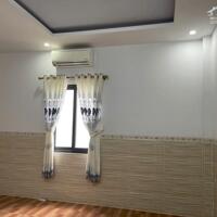 Nhà 3 lầu mặt tiền kdc Hưng Phú