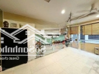 Giá Ngon! 18 Tỷ Hơn, Bán Nhà Tứ Liên, Tây Hồ - 72M2 - Hơn 5Mmặt Tiền- Kinh Doanh - Ô Tô Tránh - Sổ A4