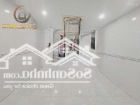 Cho Thuê Nhà Đẹp 3 Lầu Mặt Tiền Đường Phạm Văn Thuận, Biên Hòa