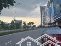 Cho Thuê Gấp Nhà Phố Đối Diện Vivo City Mặt Tiền Nguyễn Văn Linh Thích Hợp Kinh Doanh Giá Tốt