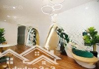 Cho Thuê Nhà Nguyên Căn Mặt Tiền - 270 Nguyễn Văn Đậu, Q. Bình Thạnh Ngang 6M. Dtsd 600M2