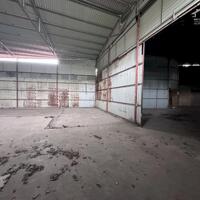 670m kho xưởng cụm công nghiệp Quất Động cần cho thuê, container chạy quanh, 33tr/th