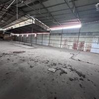 670m kho xưởng cụm công nghiệp Quất Động cần cho thuê, container chạy quanh, 33tr/th