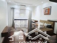 Nguyễn Văn Cừ Cực Hiếm Lô Góc - 6 Tầng - Thang Máy - Ngõ Thông - Kinh Doanh Chỉ Hơn 8 Tỷ Nhà Đẹp