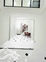 Bán Nhà Xây Mới 7 Tầng Thang Máy Nhập Khẩu 450Kg - Ngõ Rộng 3 Gác Tránh - 25M Ra Ô Tô Tránh