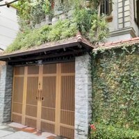 Bán Biệt thự Sân vườn Tô Ngọc Vân - 110m2 x 4T x MT 7.6m - Oto đỗ cổng - 2 thoáng