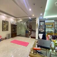 Bán Biệt thự Sân vườn Tô Ngọc Vân - 110m2 x 4T x MT 7.6m - Oto đỗ cổng - 2 thoáng
