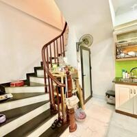 139 tr/m2, 51m2, gần ô tô, vài bước ra phố, ngõ thông, kinh doanh đỉnh