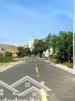 Bán Lô Biệt Thự Chu Văn An 299M2 Thổ Cư 100% Trung Tâm P.long Tâm Bà Rịa Giá Bán 5.8 Tỷ