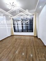 Bán Nhà - Phố Trần Thái Tông 40M2 X 5T - Nhà Đẹp - Gần Phố - Giá Bán 8.5 Tỷ