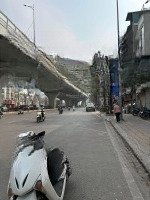 Hiếm 29,5Tỷ 70M2 Mặt Phố Kinh Doanh Đại La Hai Bà Trưng Vỉa Hè Đường Rộng 24M Di Chuyển Thuận Tiện