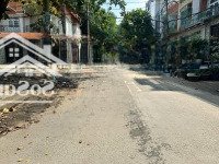Dãy Nhà Mặt Tiền Đường Số- Kdc Xã Phong Phú, Cách Quận 8 Chỉ 500M, Diện Tích: 112M(7X16), Nhỉnh 9T