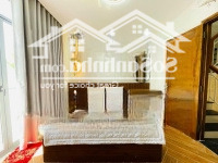 Bán Nhàhẽm Xe Hơi10M, Rẻ Nhất Kv D2_Nguyễn Gia Trí, Bình Thạnh. Diện Tích: 4Mx22M, Cn: 87M2. Giá: 15.9 Tỷ Tl