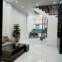 Cần bán GẤP siêu phâm nhà đẹp Trần Thái Tông 43m2, 6T, 7 ngủ full đồ, đẹp lung linh