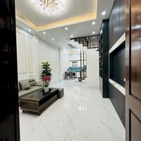 Cần bán GẤP siêu phâm nhà đẹp Trần Thái Tông 43m2, 6T, 7 ngủ full đồ, đẹp lung linh