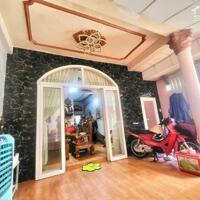 BIỆT THỰ CỔ ĐIỂNlinh Xuân, Thủ Đức7️⃣1️⃣M2, 2 Tầng đúcnhỉnh 4️⃣tỷ (TL)
