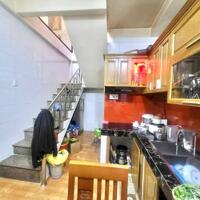BIỆT THỰ CỔ ĐIỂNlinh Xuân, Thủ Đức7️⃣1️⃣M2, 2 Tầng đúcnhỉnh 4️⃣tỷ (TL)