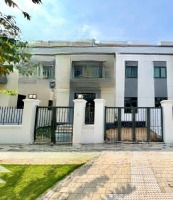 1 Căn Biệt Thự Song Lập 200M2 Giá Chỉ 9,2 Tỷ Bao Hết Phí, Nhà Sẵn. Liên Hệ: 0989627447 Hương Trầm