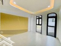 Gấp Bán, Chỉ 7.X Tỷ, Nhà Hoàng Văn Thụ Phú Nhuận 40M2 Hẻm Xe Hơi, Gần Sân Bay