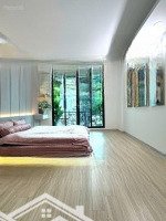 Hiếm Bán Nhà Mặt Phố Cù Chính Lan 30M 6 Tầng Thang Máy, Kinh Doanh Mọi Loại Hình Ở Sướng