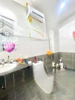 Hàng Hiếm, Bán Nhà Đường Ô Tô Lĩnh Nam, 83M2, 5 Tầng, Mặt Tiền 4,2M