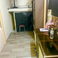 Bán nhà ngõ Văn Hương, Tôn Đức Thắng, Đống Đa, 3 tầng, sổ riêng chỉ hơn 1 tỷ
