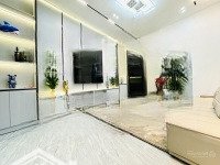 Bán Nhà Phố Ngọc Khánh Ba Đình, Lô Góc, Ngõ Thông, Kinh Doanh Đỉnh, Diện Tích: 45M2, Giá Ưu Đãi