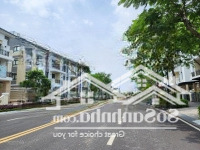 Bán Căn Nhà Phố Sân Vườn Ngang 7M Tại Verosa Park. Nhà Full Nội Thất Đẹp, Giá Bán 17,5 Tỷ Thương Lượng