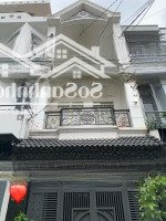 (Ảnh Hẻm Vào Nhà) 4X16. 4 Tầng.hẽm Xe Hơi8M Sạch Sẽ, Dân Trí Rất Cao. Sát Mt