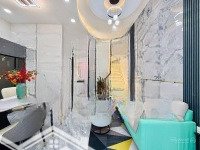Cần Bán Gấp Nhà Chính Chủ Huỳnh Văn Bánh, P15, Phú Nhuận, Giá Bán 3,99 Tỷ,Diện Tích91,8M2 Còn Hđ Thuê