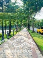 Shophouse Song Hành Lakeview City Mới Hoàn Thiện Có Thang Máydiện Tích5X20M 5 Lầu Giá Bán 43 Triệu Liên Hệ: 0902872670