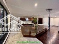 Biệt Thự Sân Vườn Mới, Có Hồ Bơi Ngoài Trời Cho Thuê Ở Tây Hồ. Biệt Thự Vườn Đẳng Cấp Yên Bình Ở