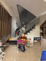 Bán Nhà 1 Trệt 2 Lầu Căn Góc Siêu Đẹp Ngay Chợ Thủ Đức - 4 Phòng Ngủ- Sàn 130M2 - 6 Tỷ 8