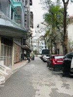 Hoa Hâu Phân Lô Ba Đình Sát Hoàn Kiếm